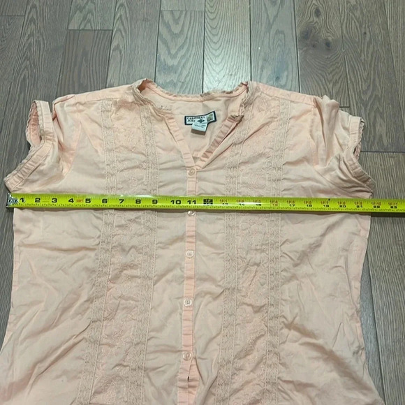 Caribbean Joe Peach Embroidered Blouse Size Large. Excellent Preowned Condition. - Picture 4 of 5